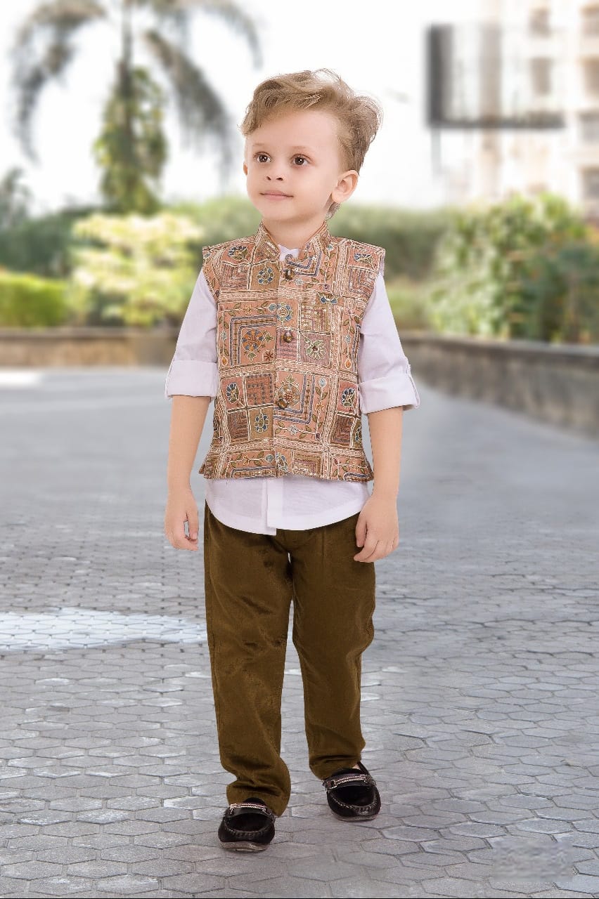Boys Traditional Set